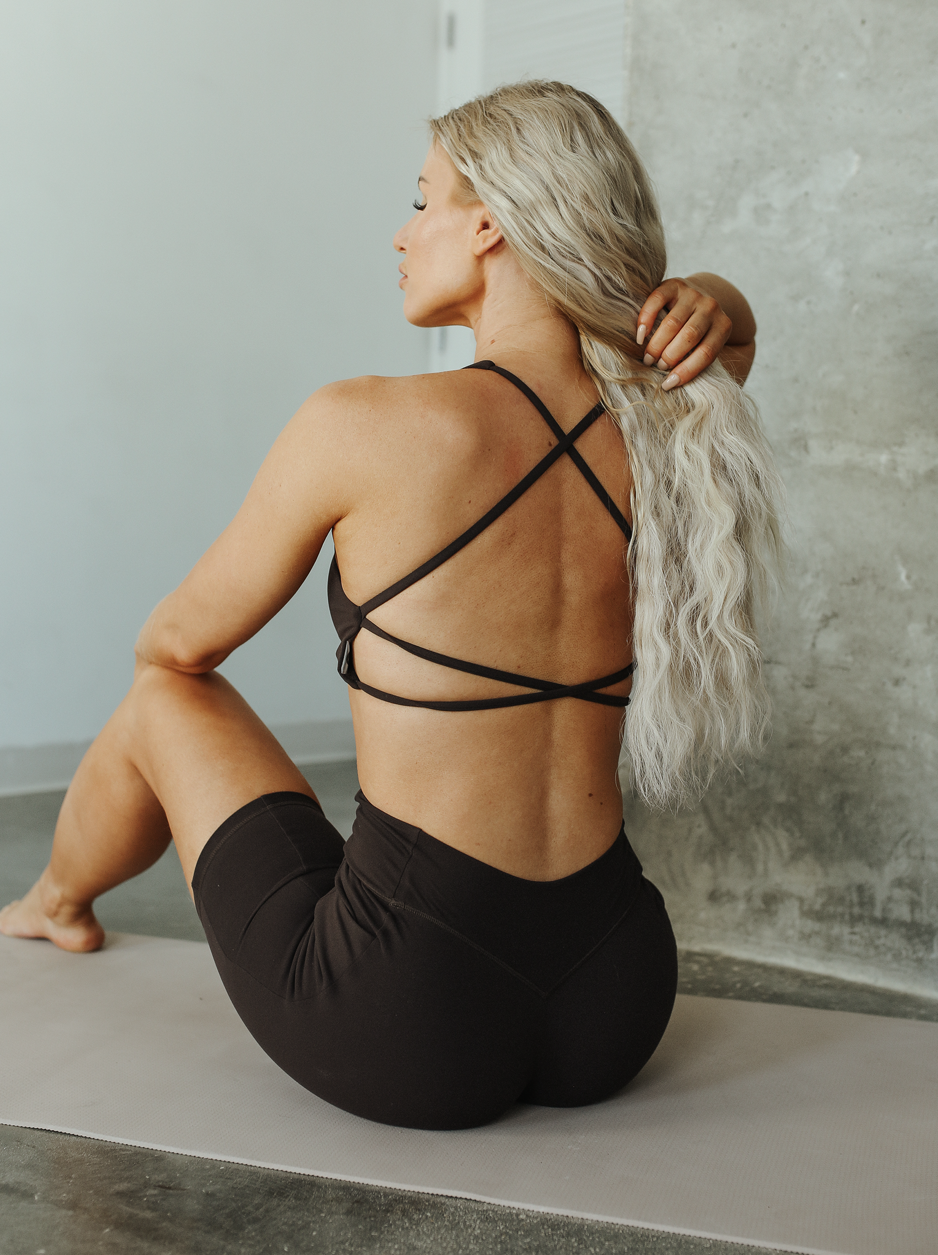 Lumi Bare Pocket Legging - Carbon Black – Stacci Athletics