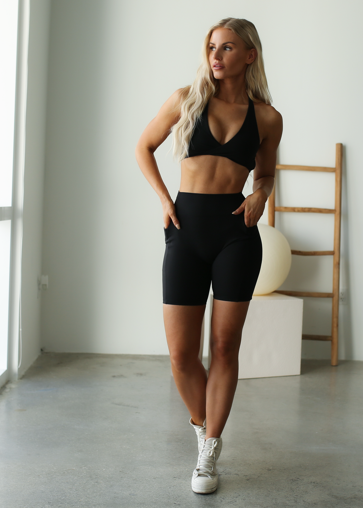 Lumi Bare Pocket Shorts - Carbon Black
