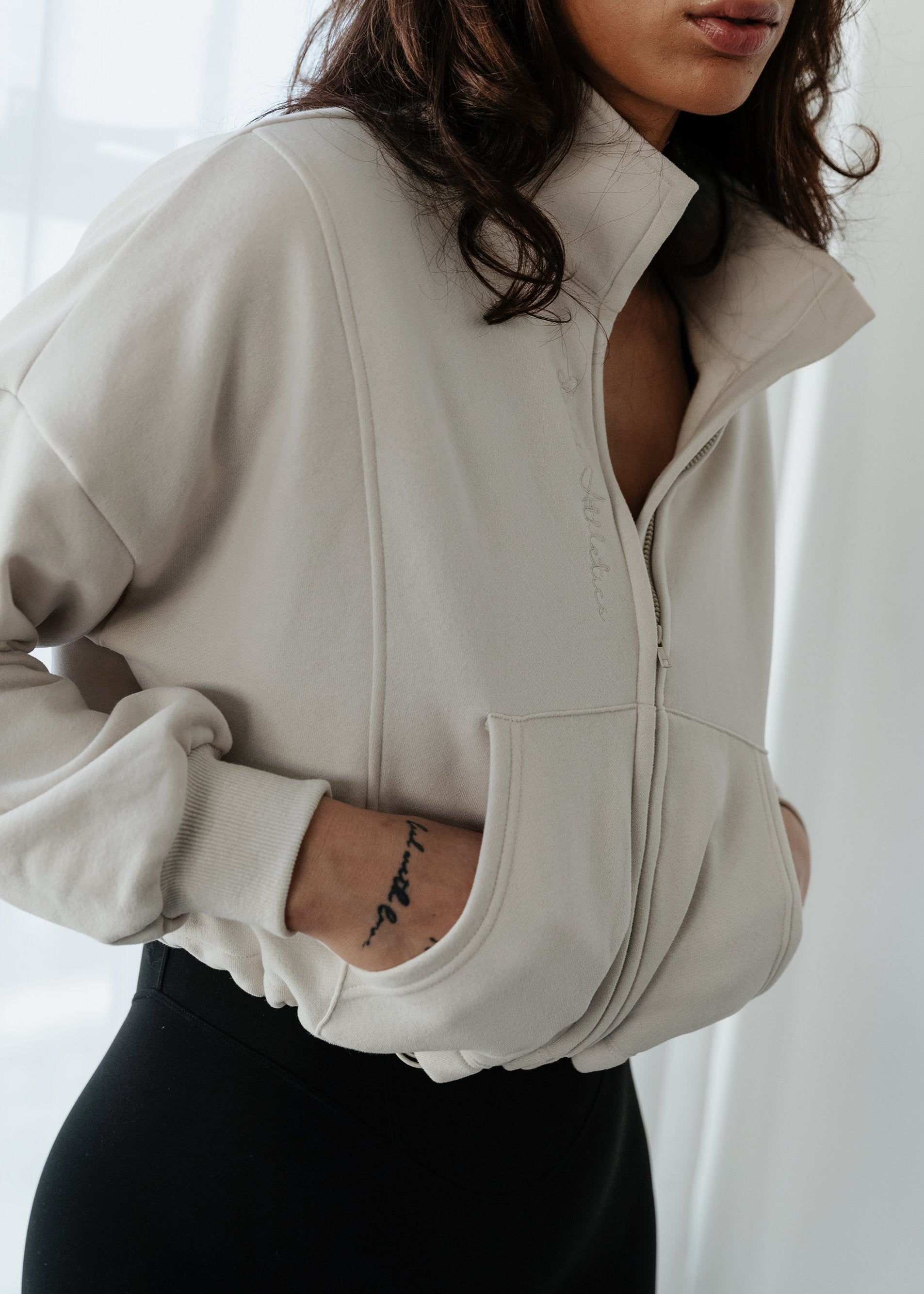 美品STUSSY WOMEN Satin Zip Polo　APE X-girl Stussy Womens Full Zip Hoodie Size 10 Sweatshirt Pockets