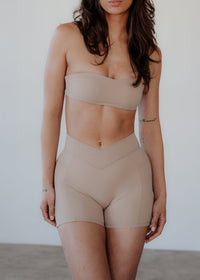 Lumi V-Bare Contour Pocket Shorts - Nude Tan