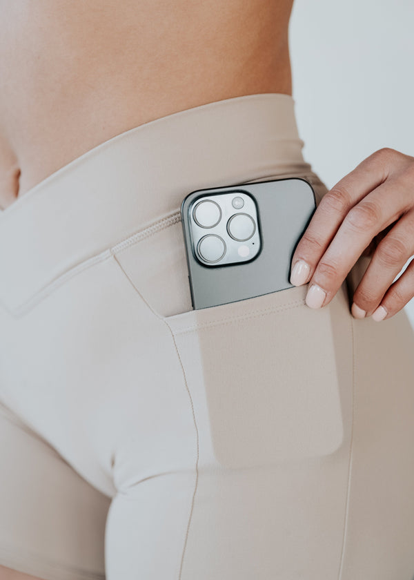 Lumi V-Bare Contour Pocket Shorts - Nude Tan