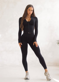 Essence Shape Zipper - Black Zorro