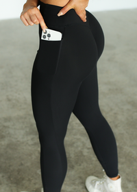 Lumi Bare Pocket Contour Legging - Carbon Black